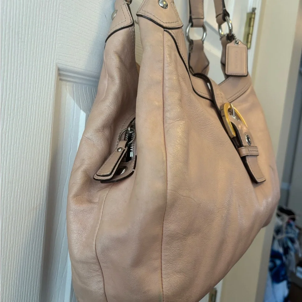 Coach SoHo Madison Lynn Enamel Buckle Hobo - Picture 4 of 16